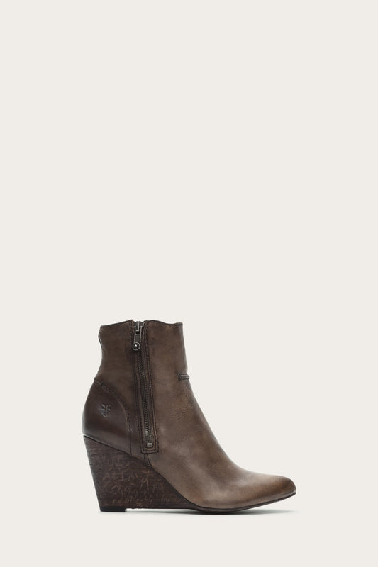 Regina Seam Wedge - Pre-Loved